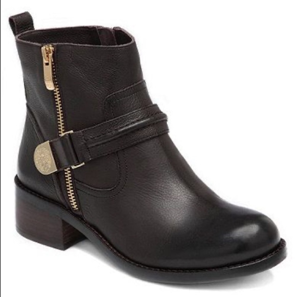 NWT Vince Camuto Warby Black Boots, Size 8